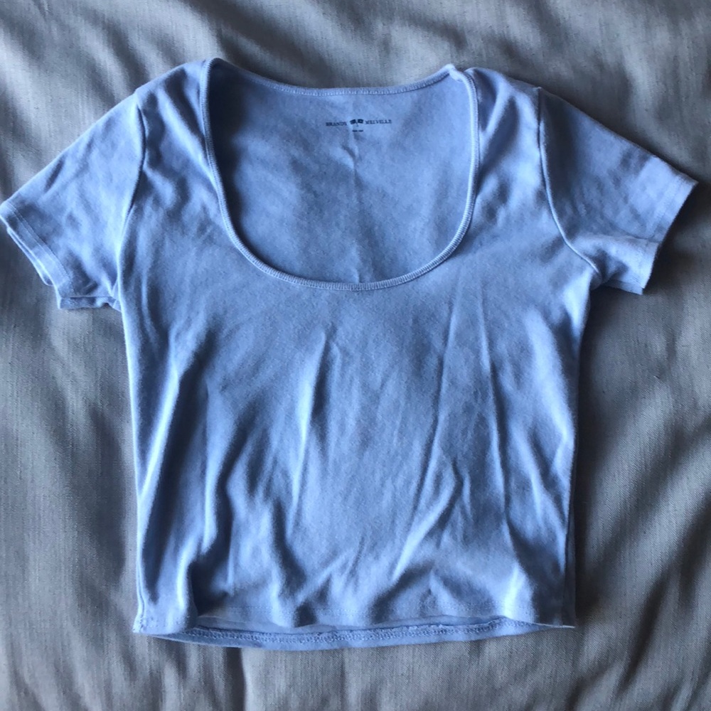 Brandy Melville crop top NWOT